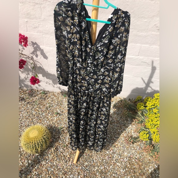 ASTR the label bohemian maxi black yellow floral long sleeve dress - Picture 13 of 14